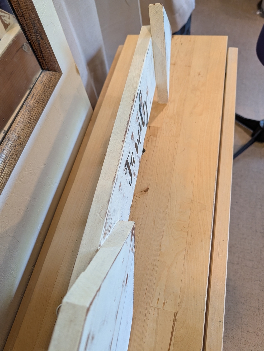 Family Wooden Arrow Design Wall Hook Sign - Rustic White and Brown - Picture 3 of 10